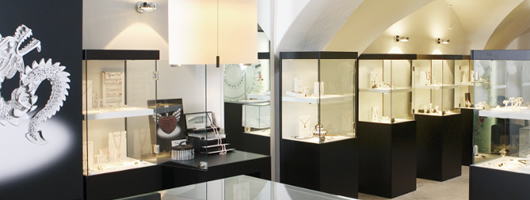 Regensburg: Design Schmuck Egretzberger